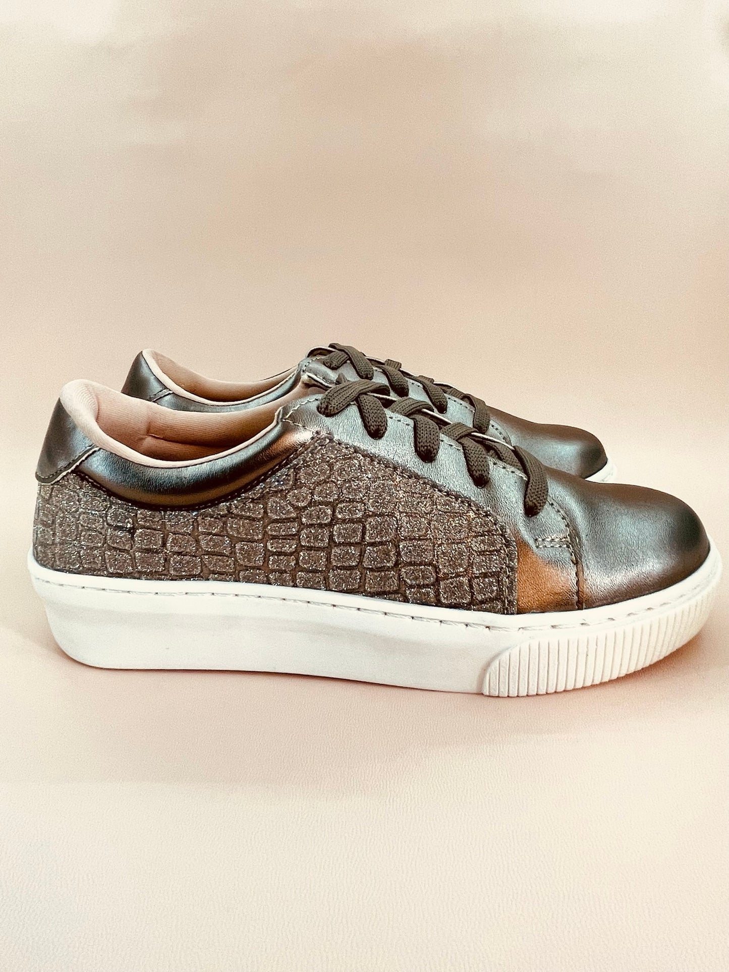 MANHATHAN SNEAKERS