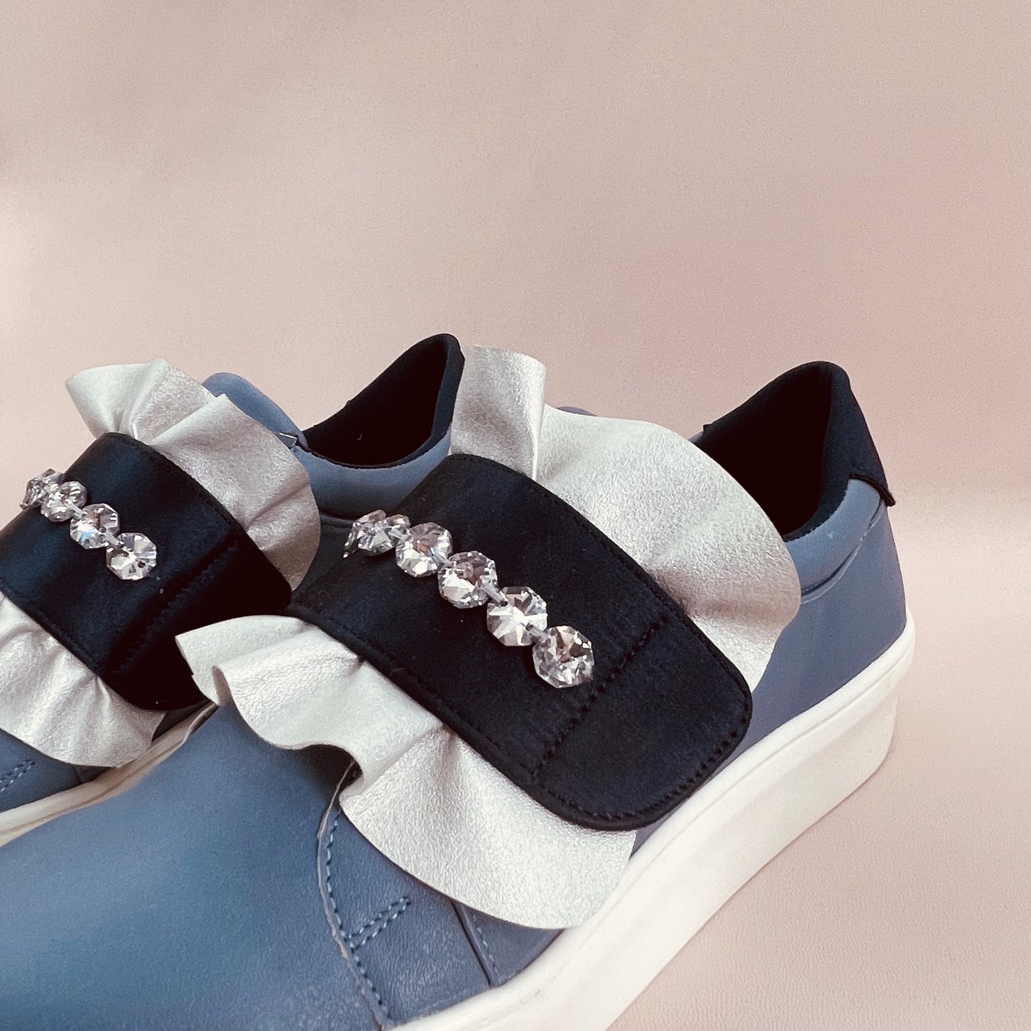 BABY BLUE